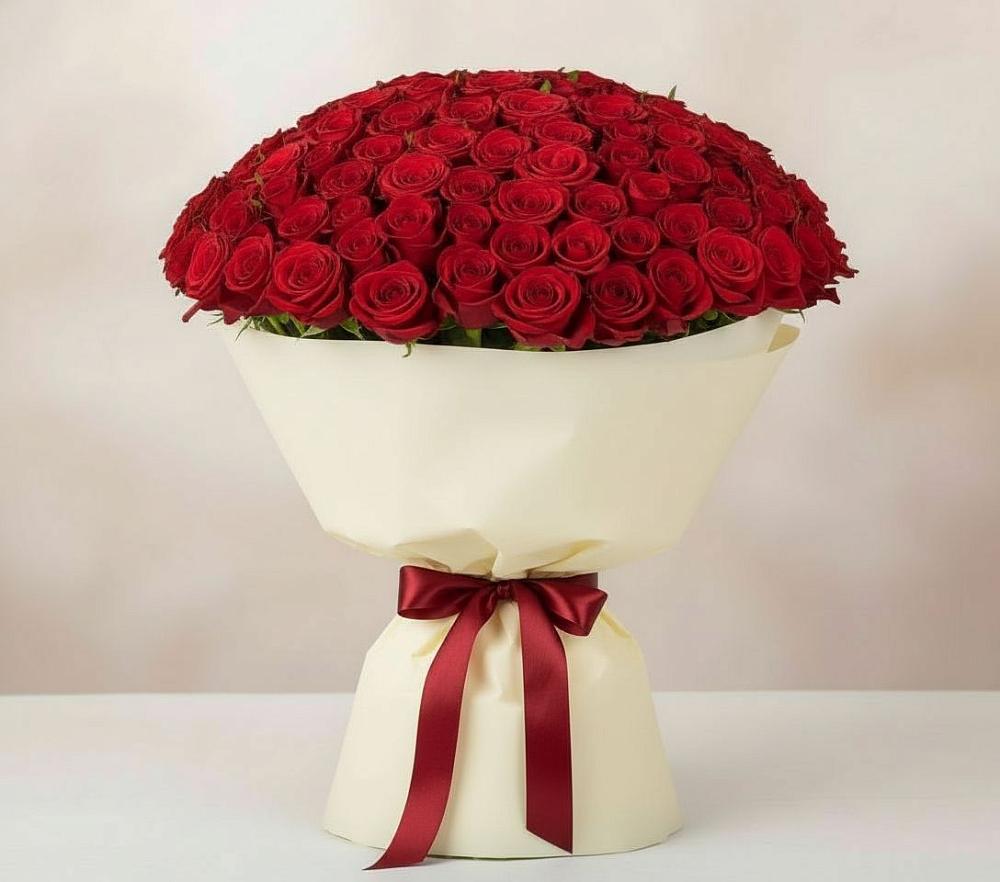 Букет 101 Красная роза Милано в Уруссу