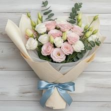 Букет цветов из:  Лизиантусы в Уруссу