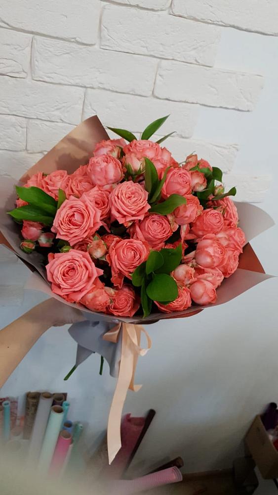 Букет цветов из: Розы в Уруссу