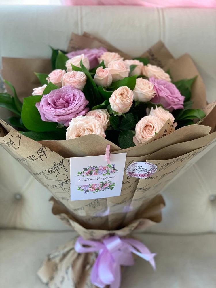 Букет цветов из: Розы в Уруссу