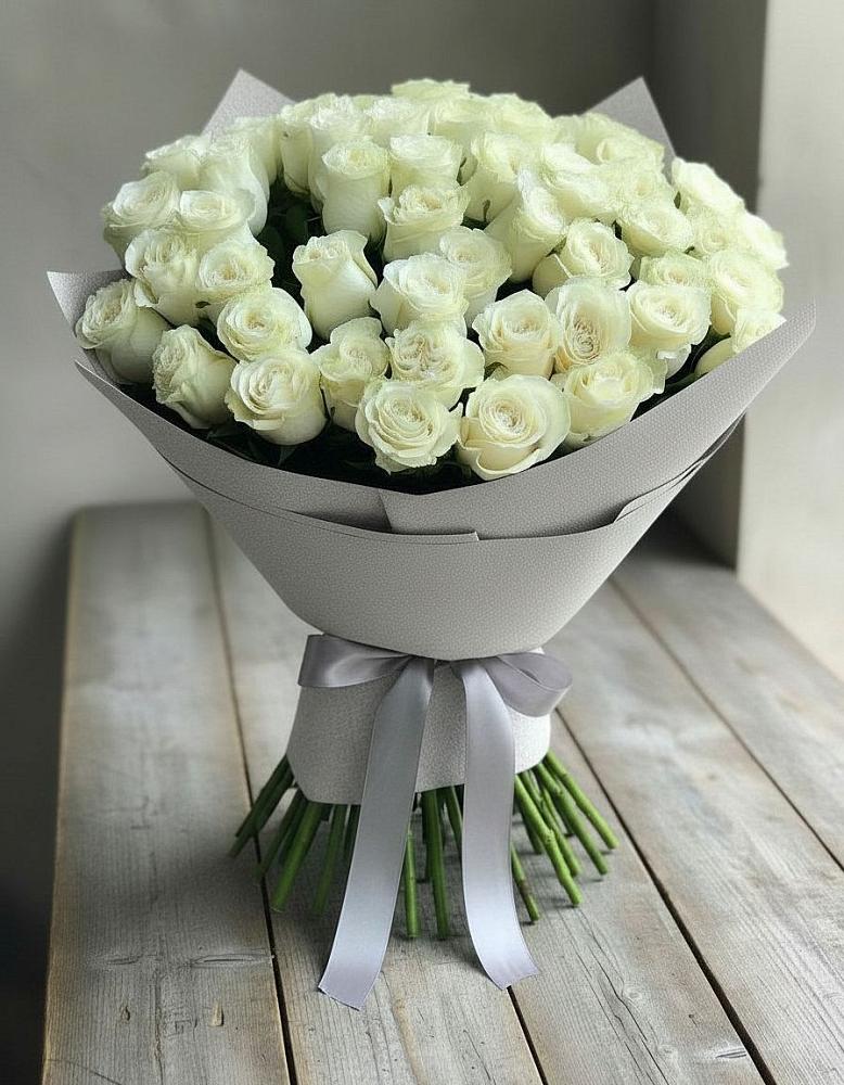 Букет 35 Белых роз в Уруссу