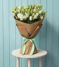 Букет цветов из:  Лизиантусы в Уруссу