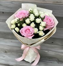 Букет цветов из:  Розы #REPLACE_PRED# Уруссу
