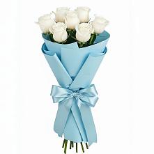 Букет 7 белых роз Проуд в Уруссу