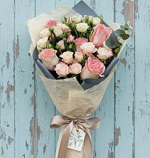 Букет цветов из:  Розы в Уруссу