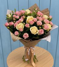 Букет цветов из:  Розы в Уруссу