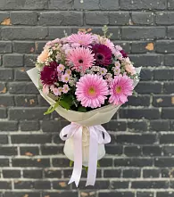 Букет цветов из:  Герберы и Хризантемы в Уруссу