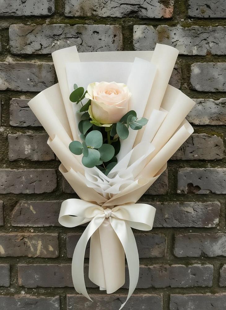 Букет цветов из: Розы в Уруссу