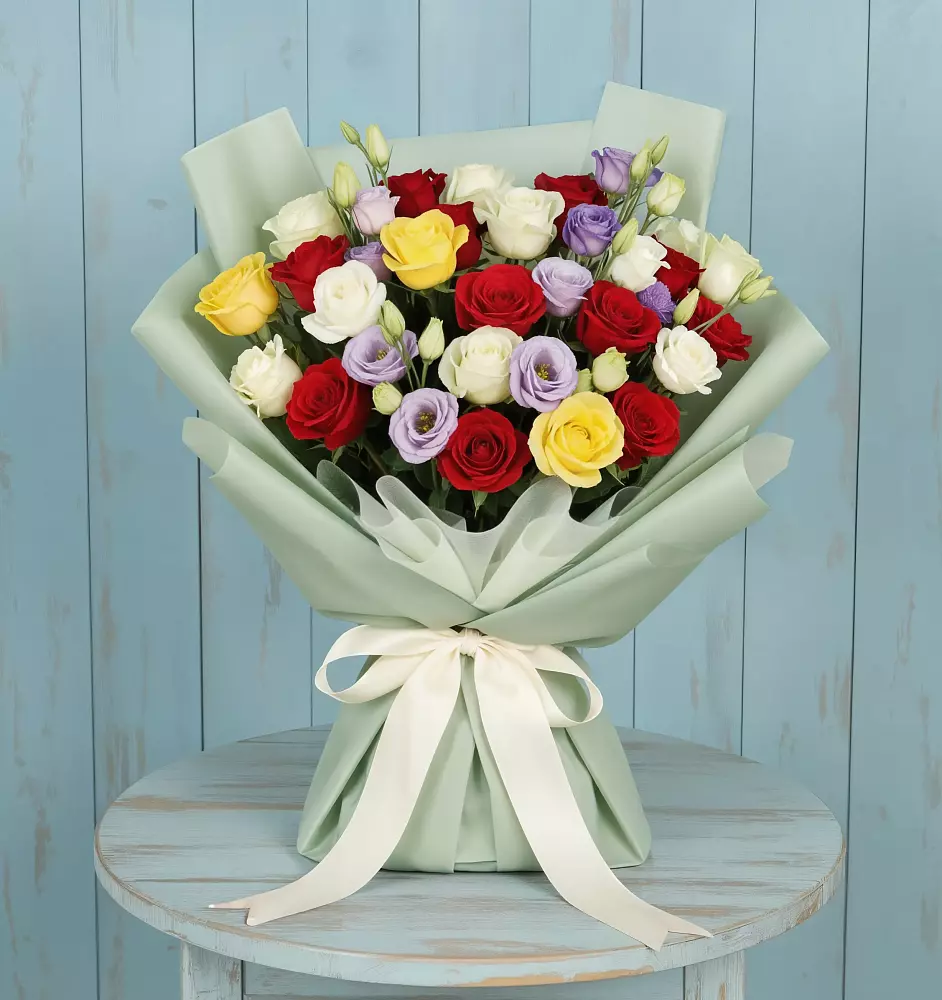 Букет цветов из: Розы в Уруссу